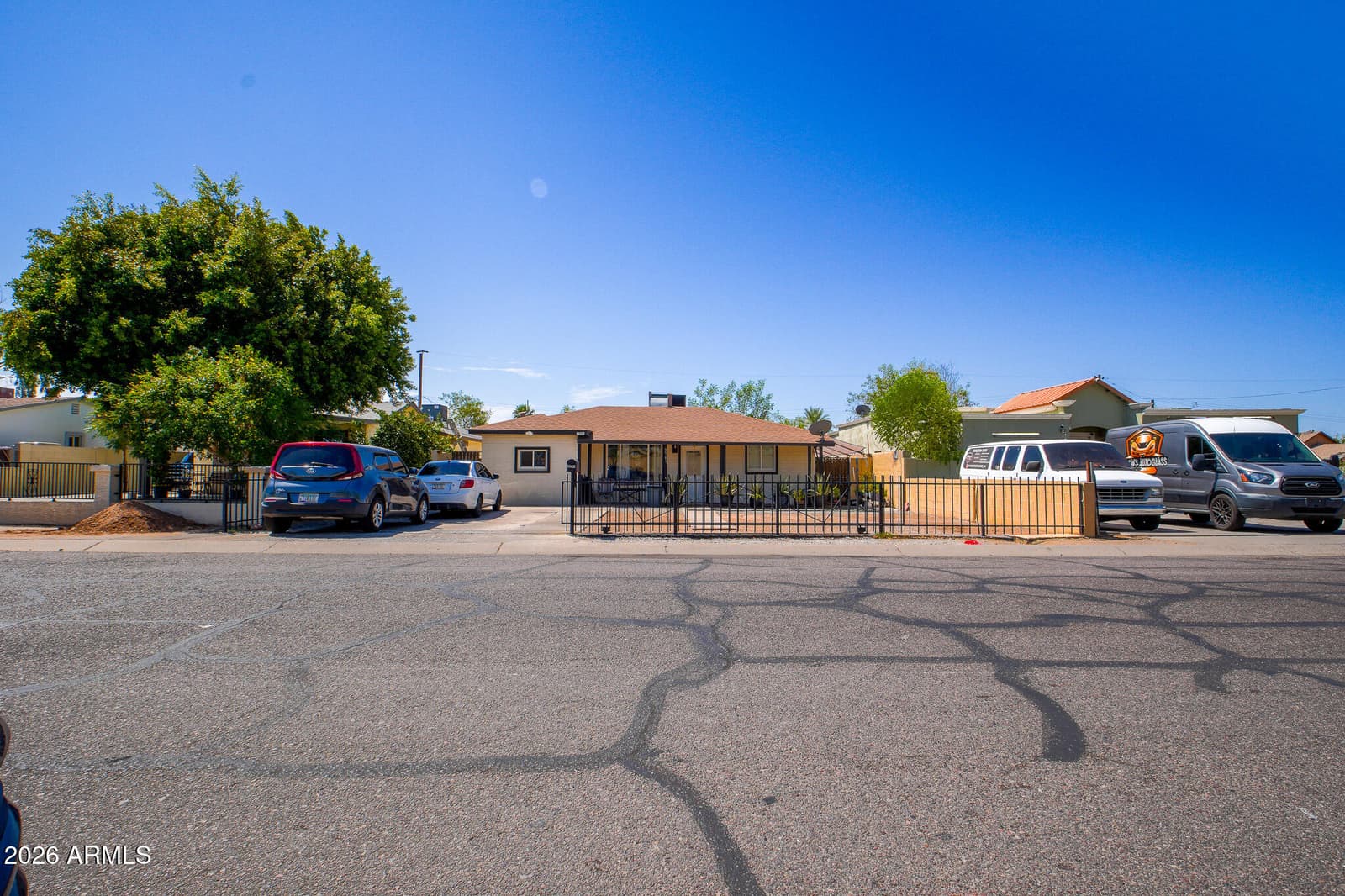 3741 W MORELAND Street, Phoenix, AZ 85009 — photo 2 of 19