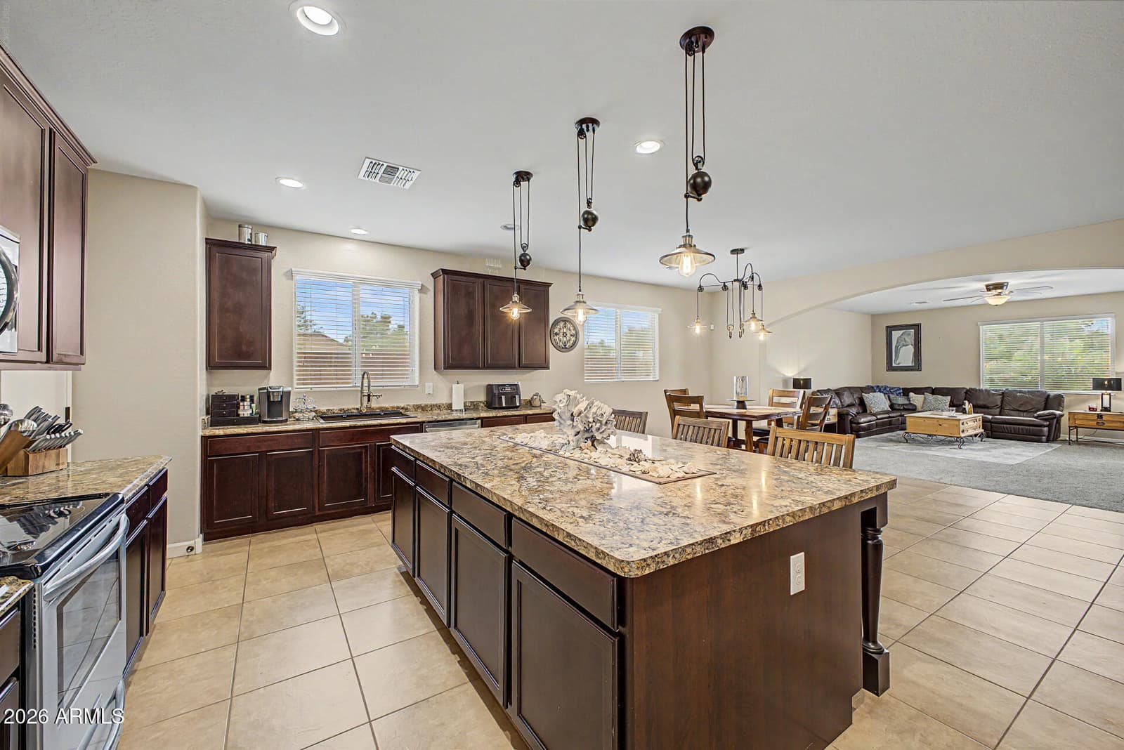28682 N APATITE Way, San Tan Valley, AZ 85143 — photo 13 of 39
