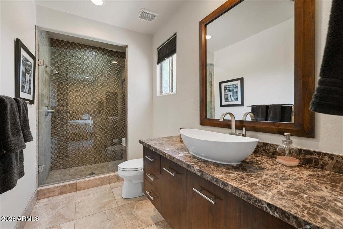 7124 E FOOTHILL Drive, Paradise Valley, AZ 85253 — photo 18 of 40