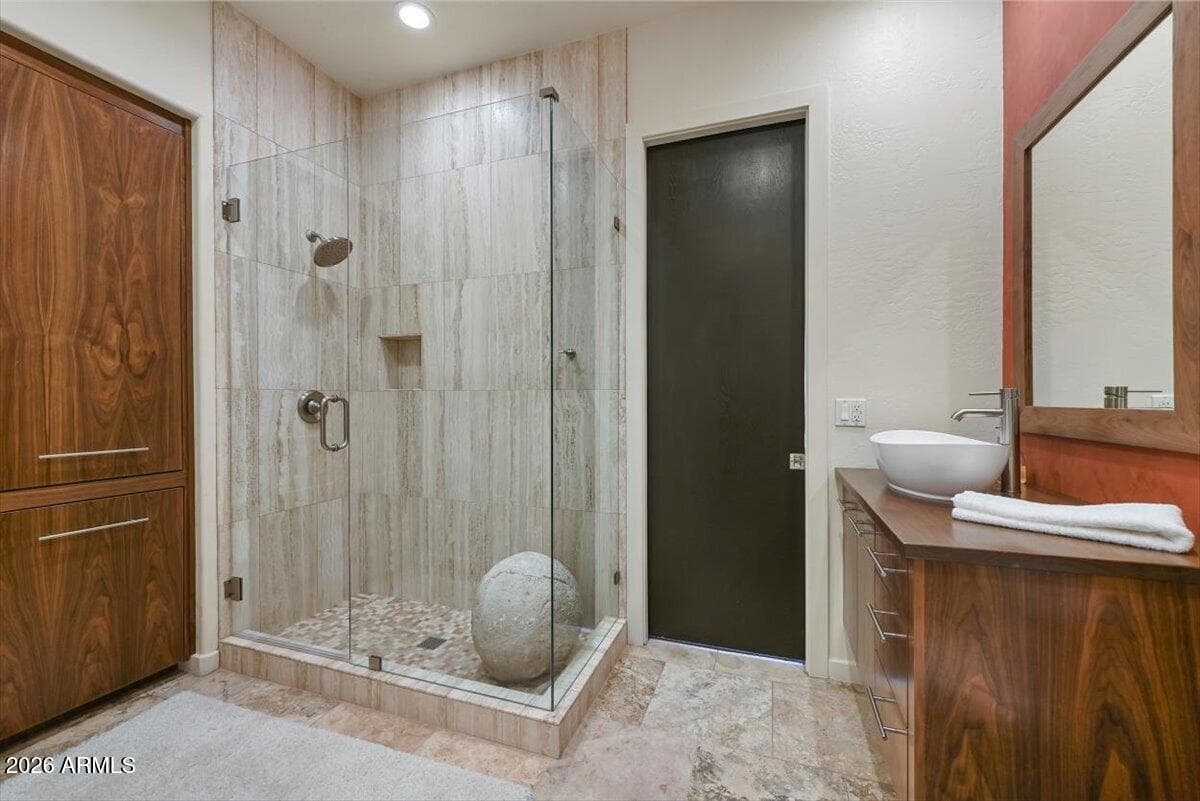 7124 E FOOTHILL Drive, Paradise Valley, AZ 85253 — photo 23 of 40