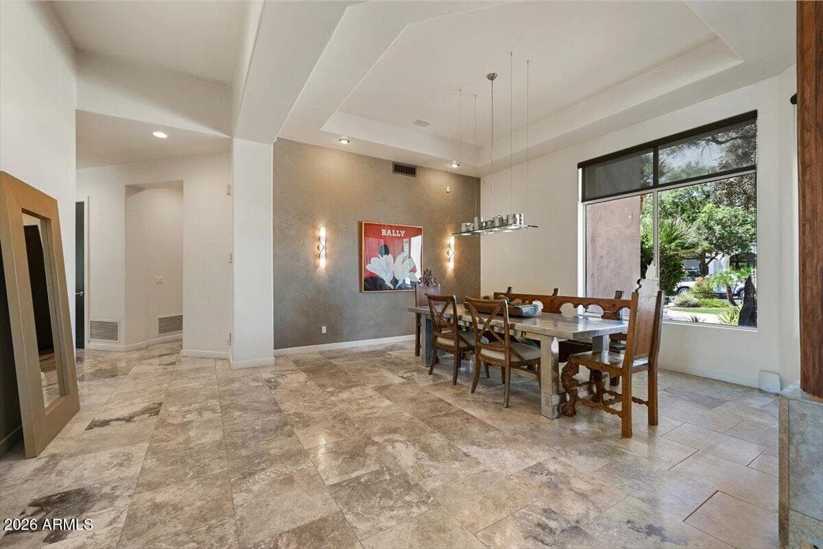 7124 E FOOTHILL Drive, Paradise Valley, AZ 85253 — photo 7 of 40