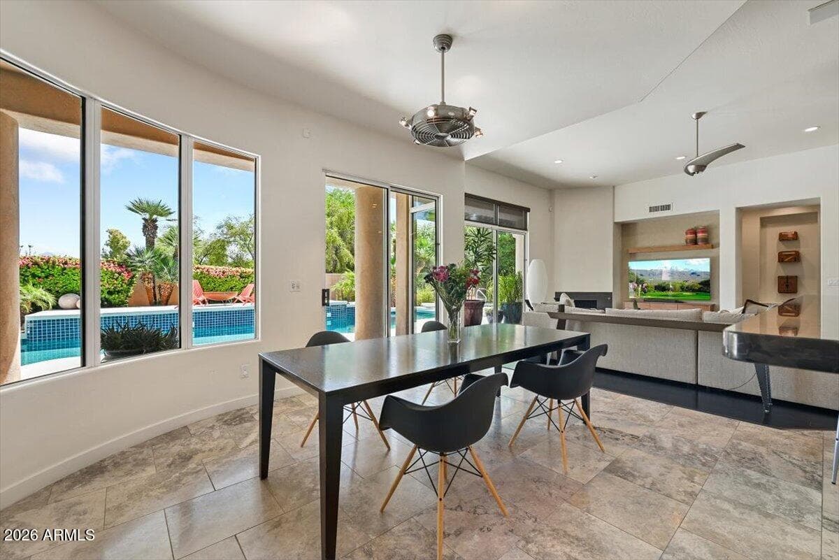 7124 E FOOTHILL Drive, Paradise Valley, AZ 85253 — photo 10 of 40