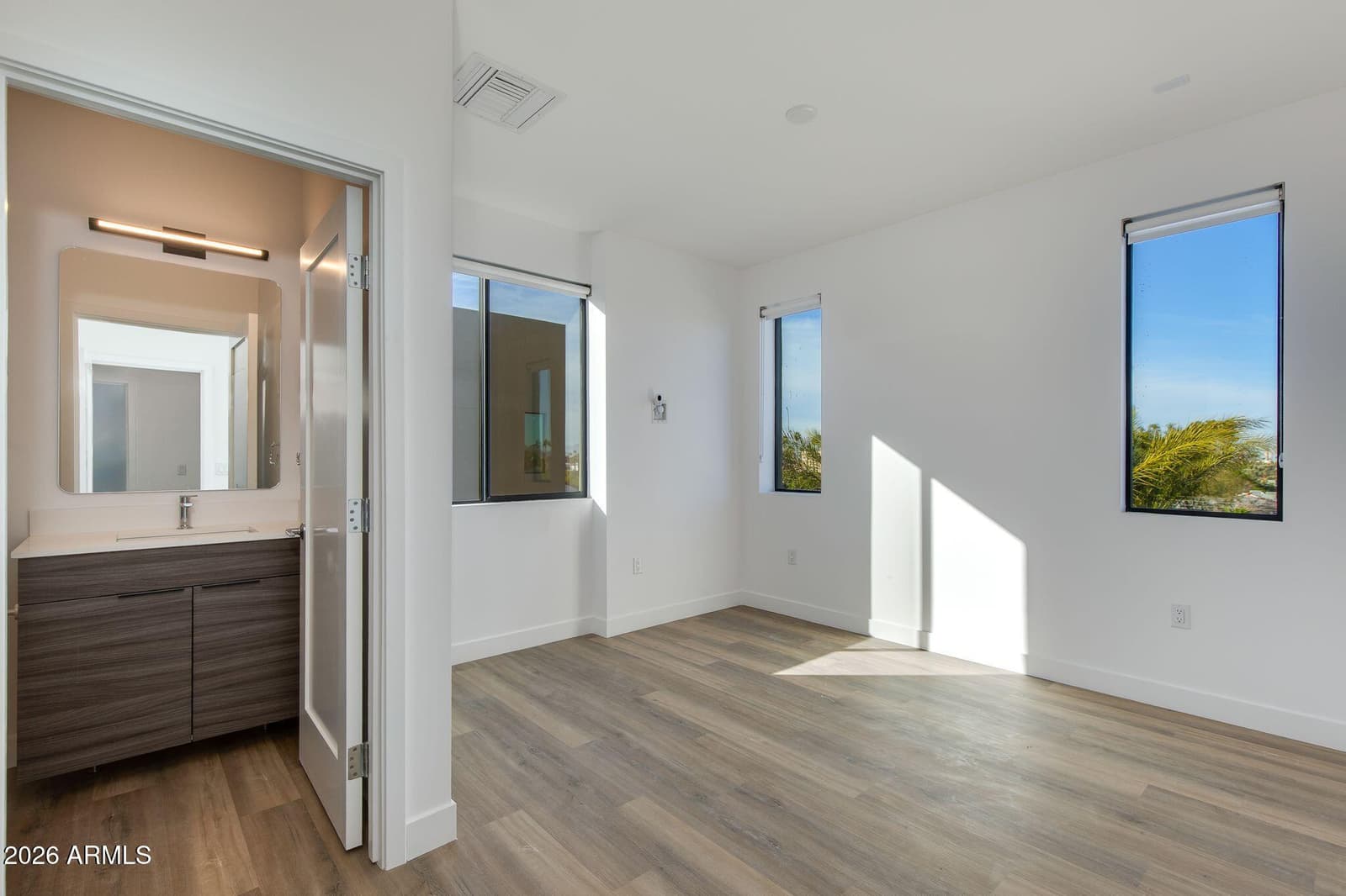 4220 N 32ND Street 7, Phoenix, AZ 85018 — photo 34 of 57