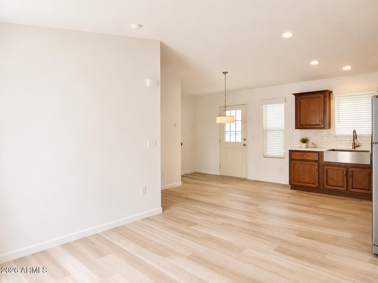 1250 E Bell Road 11, Phoenix, AZ 85022 — photo 4 of 13
