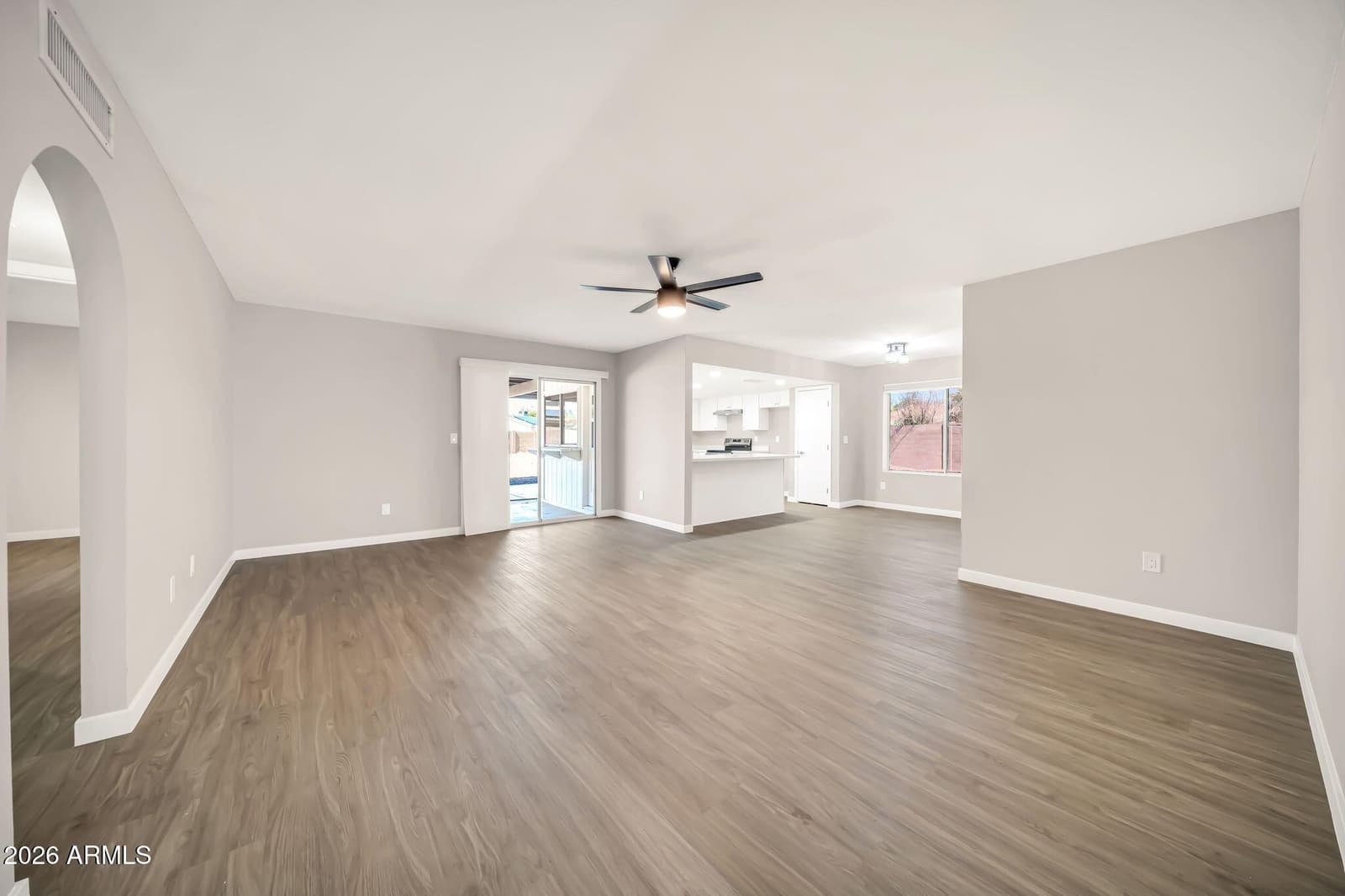 17603 N 36TH Lane, Glendale, AZ 85308 — photo 5 of 29