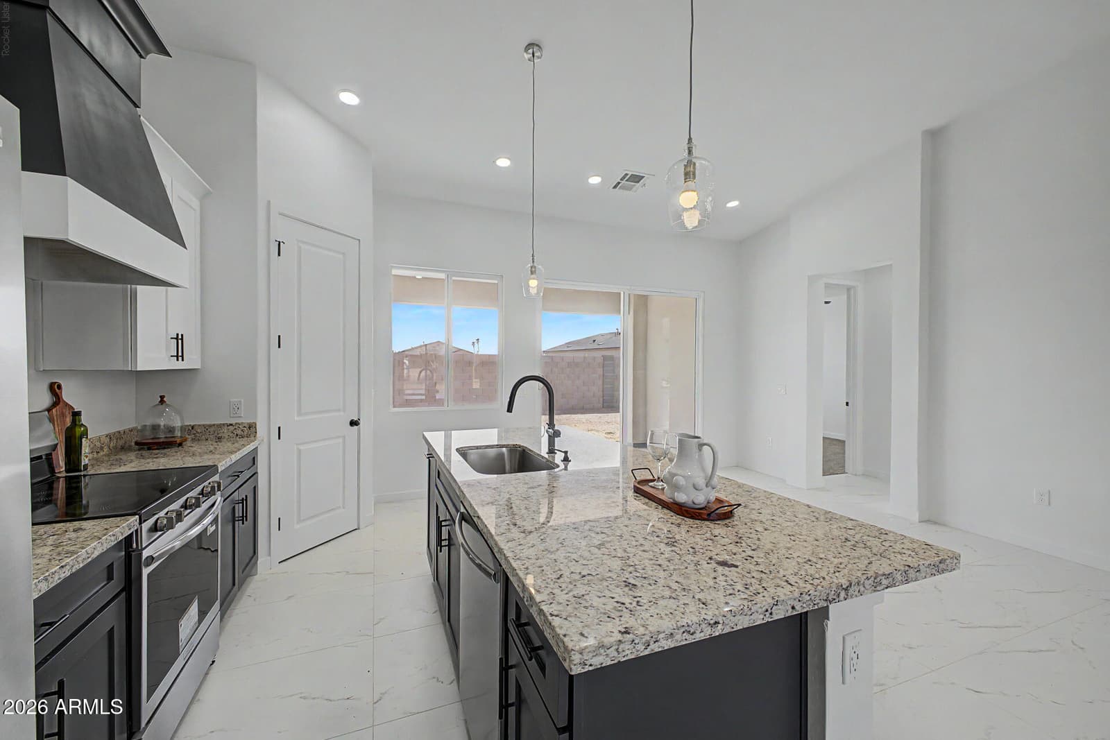 8335 W SWANSEA Drive, Arizona City, AZ 85123 — photo 14 of 33