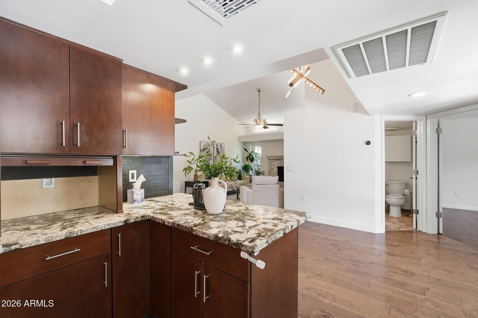 933 E LEEWARD Lane, Tempe, AZ 85283 — photo 13 of 36