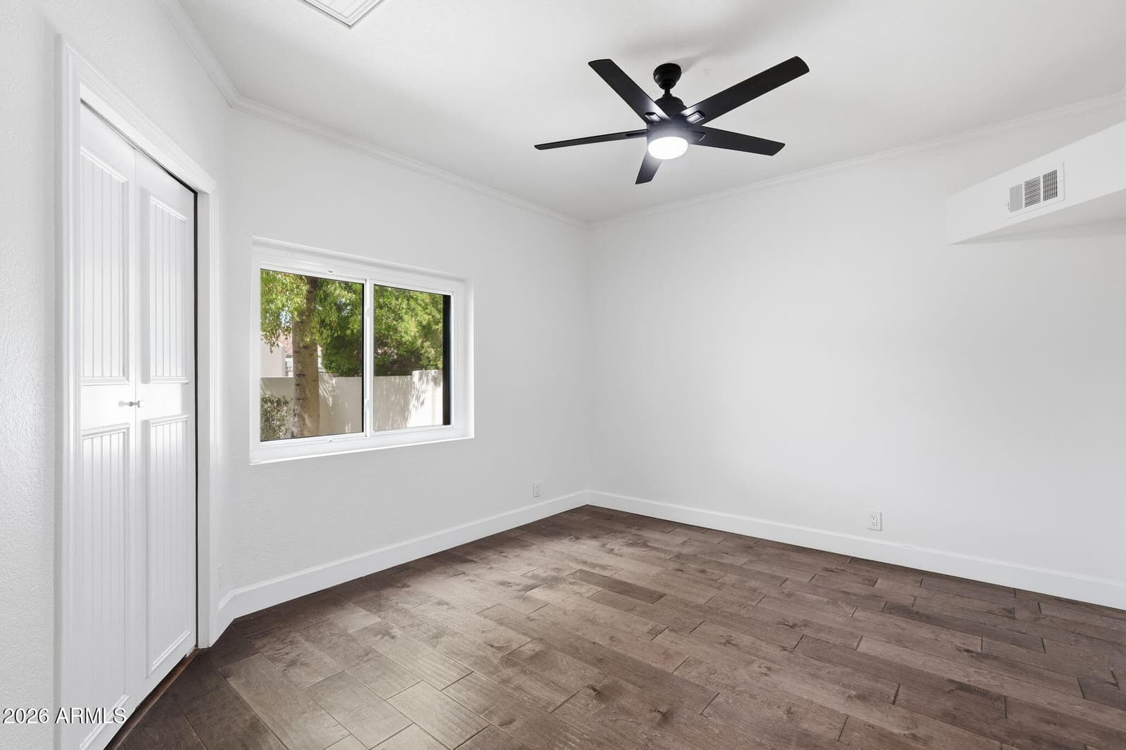 933 E LEEWARD Lane, Tempe, AZ 85283 — photo 23 of 36