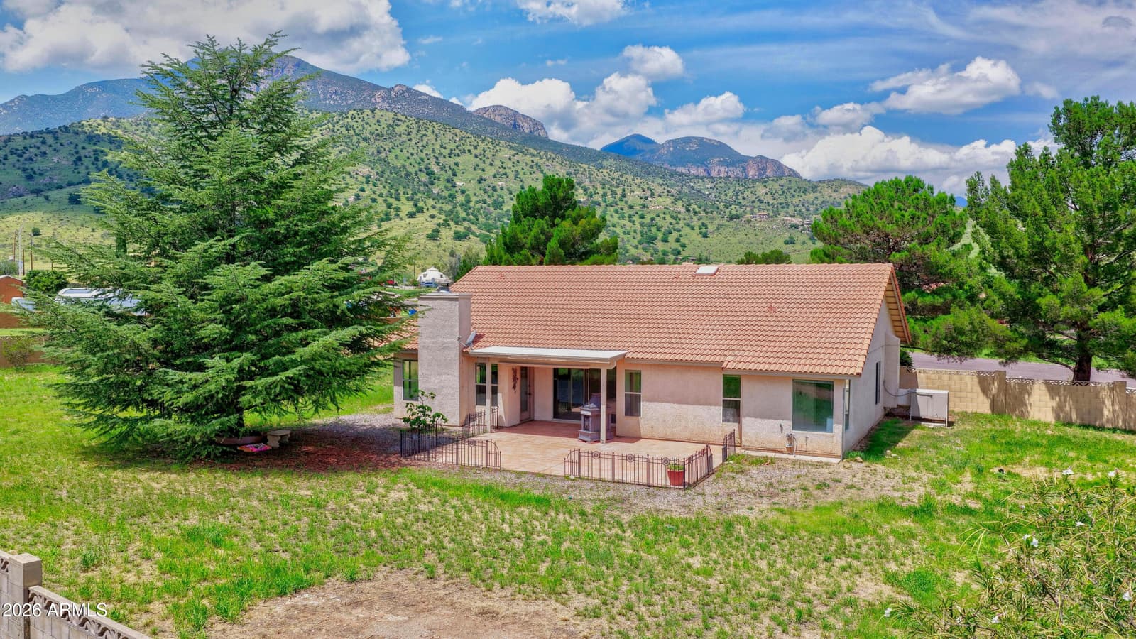 7137 S Pinon Drive, Hereford, AZ 85615 — photo 15 of 44