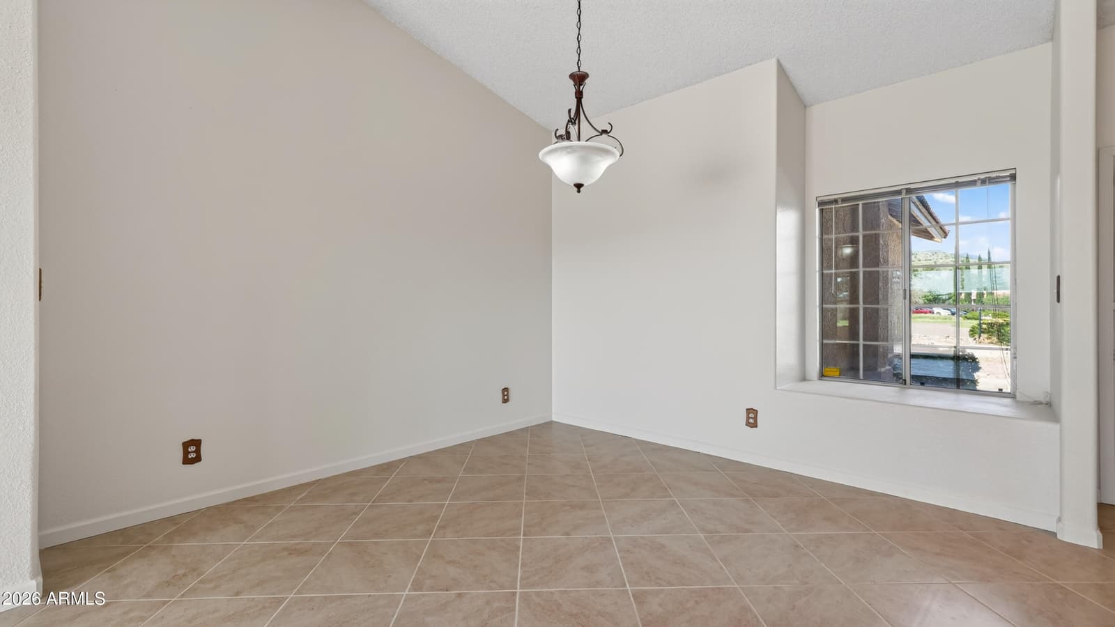 7137 S Pinon Drive, Hereford, AZ 85615 — photo 5 of 44