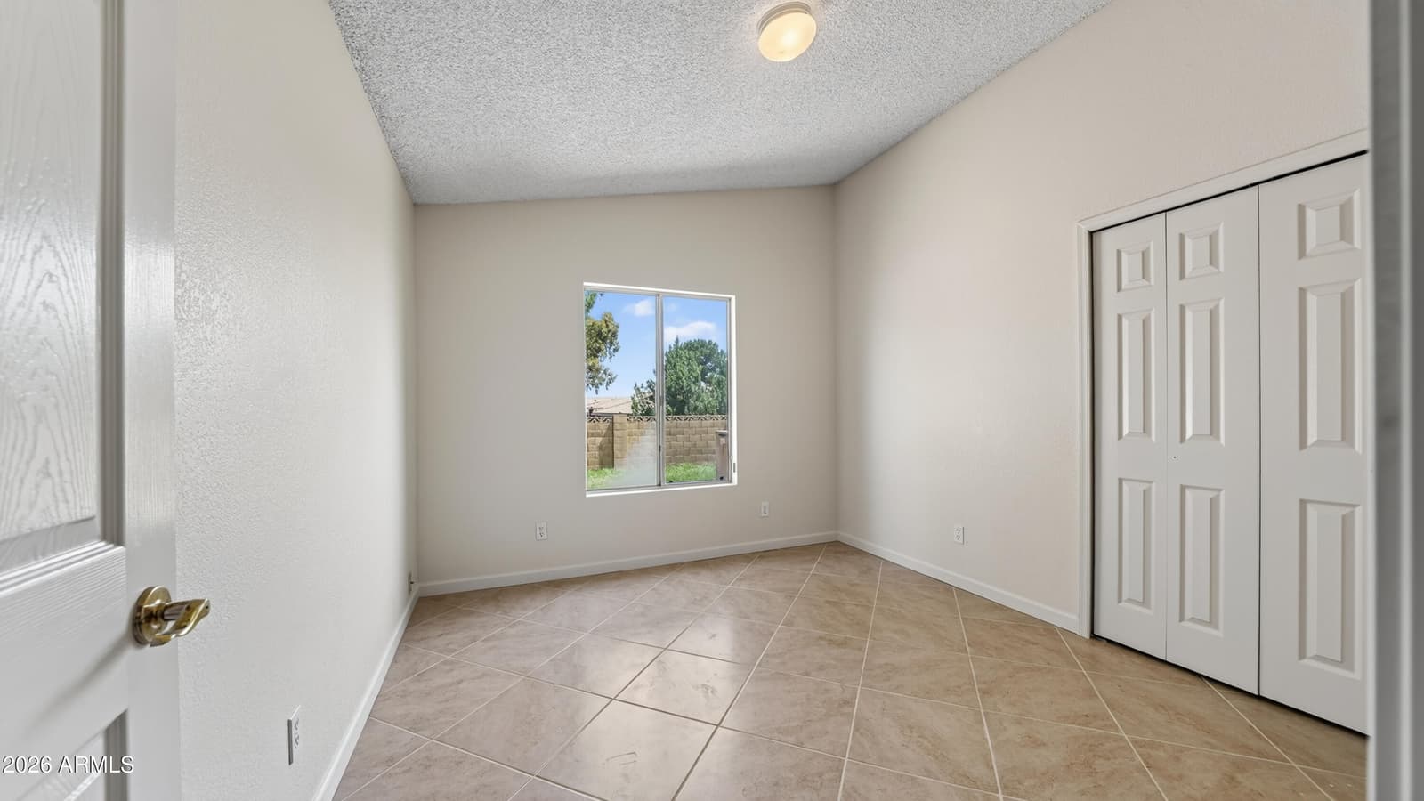 7137 S Pinon Drive, Hereford, AZ 85615 — photo 27 of 44
