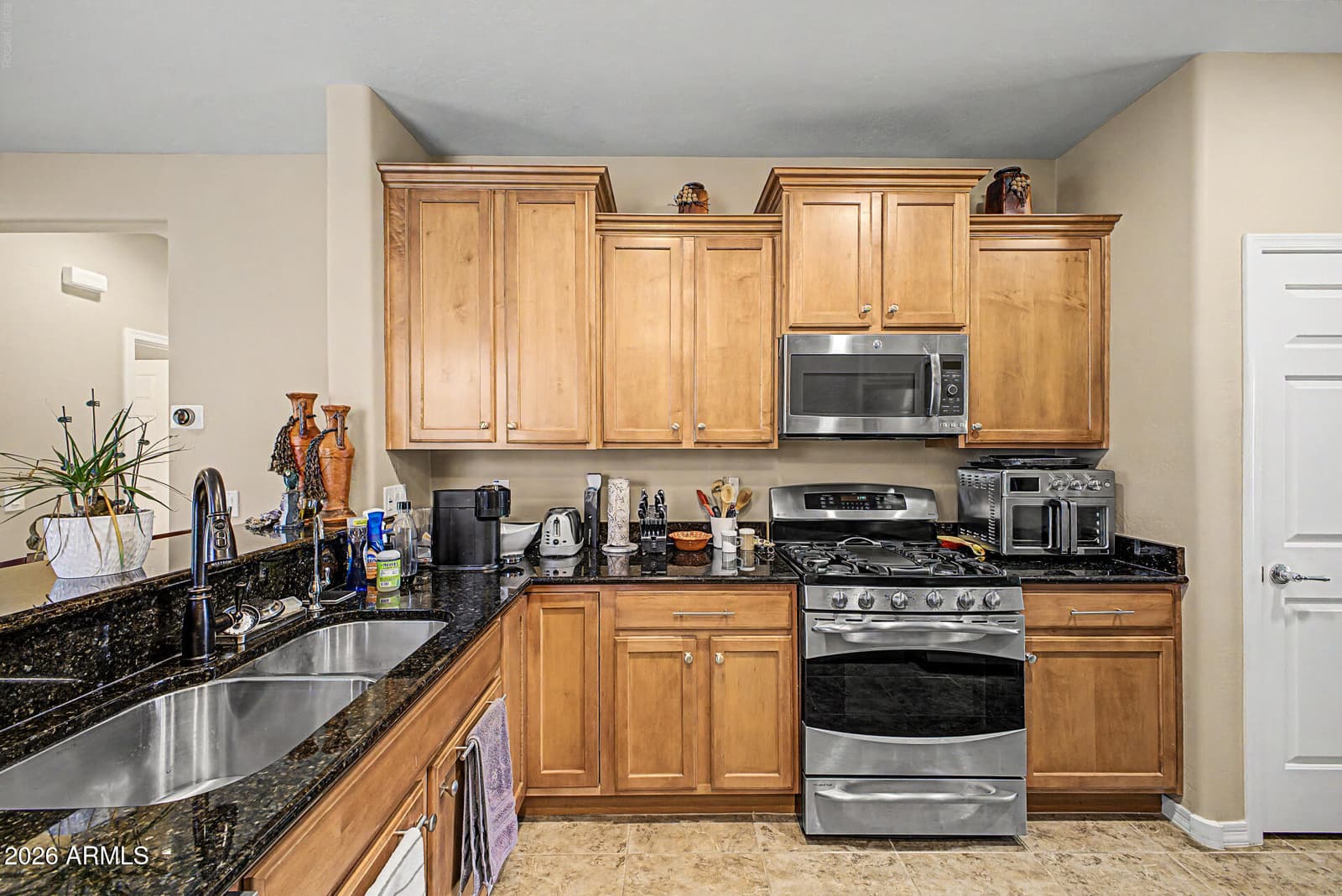 27050 W TONOPAH Drive, Buckeye, AZ 85396 — photo 11 of 41
