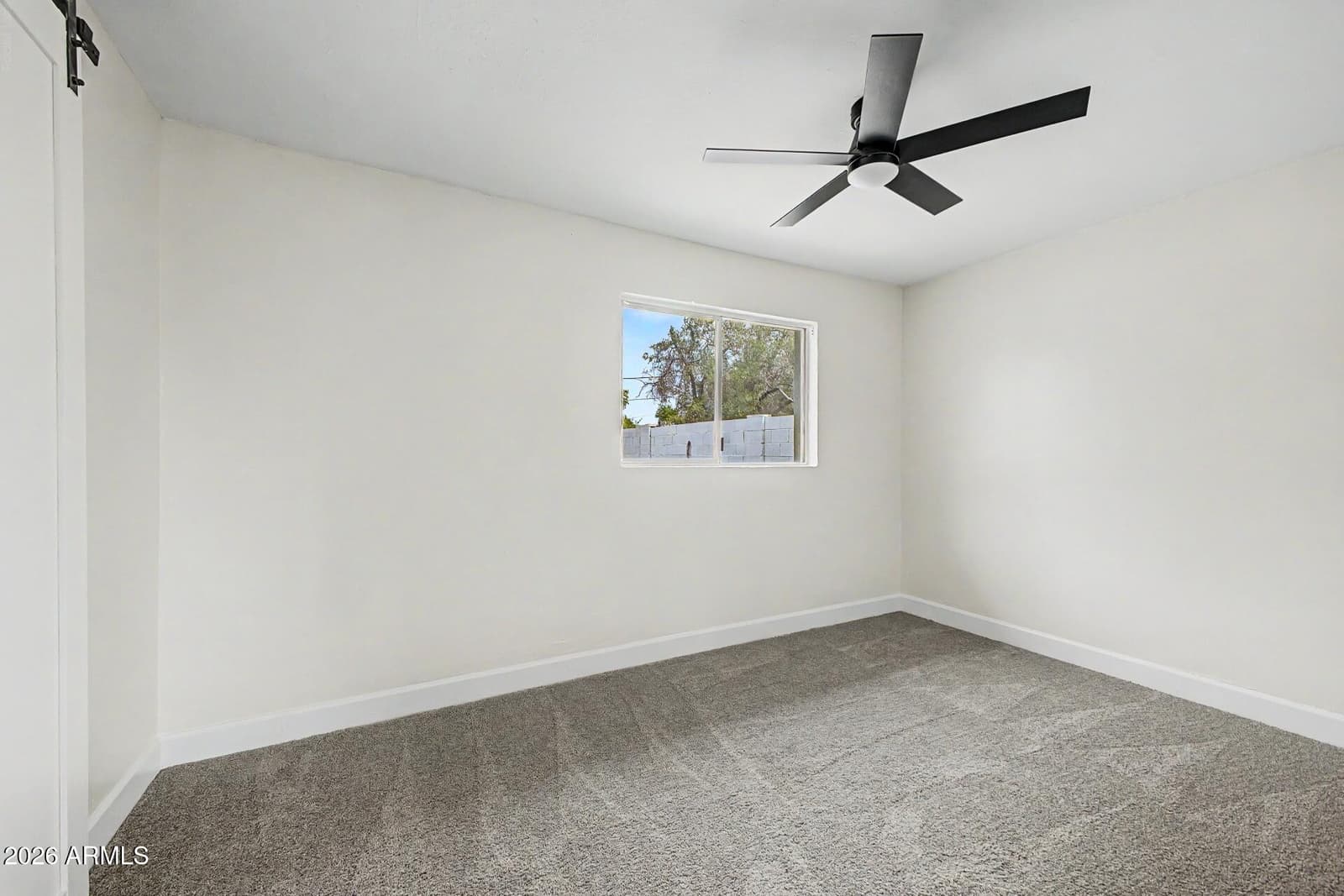 10633 N 17TH Avenue, Phoenix, AZ 85029 — photo 15 of 29