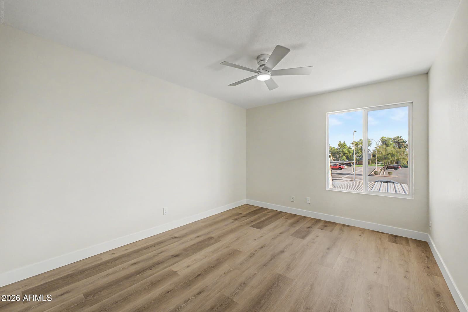 5940 W TOWNLEY Avenue, Glendale, AZ 85302 — photo 13 of 31