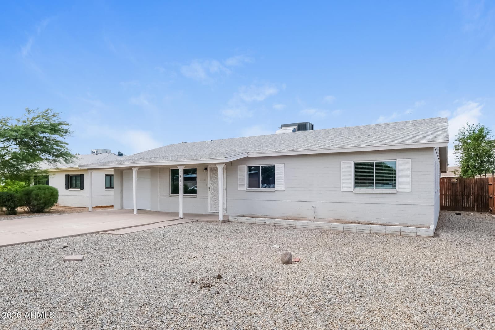 2315 W MARYLAND Avenue, Phoenix, AZ 85015 — photo 1 of 21