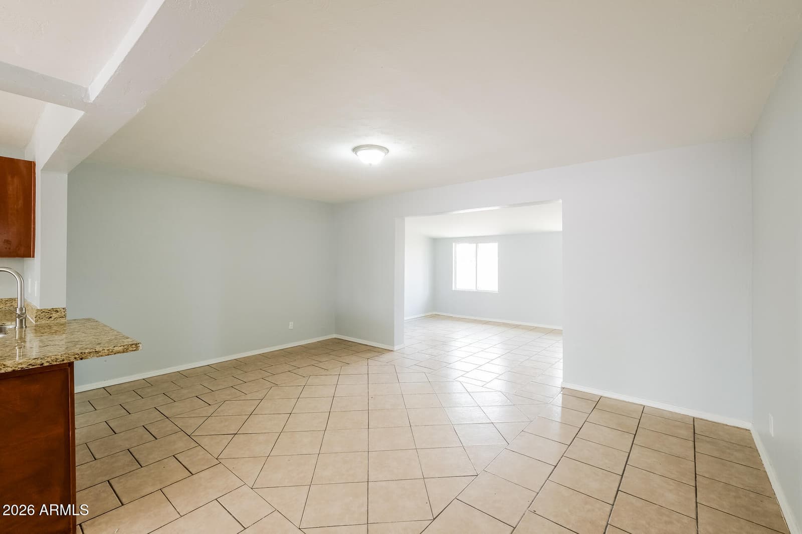2315 W MARYLAND Avenue, Phoenix, AZ 85015 — photo 9 of 21