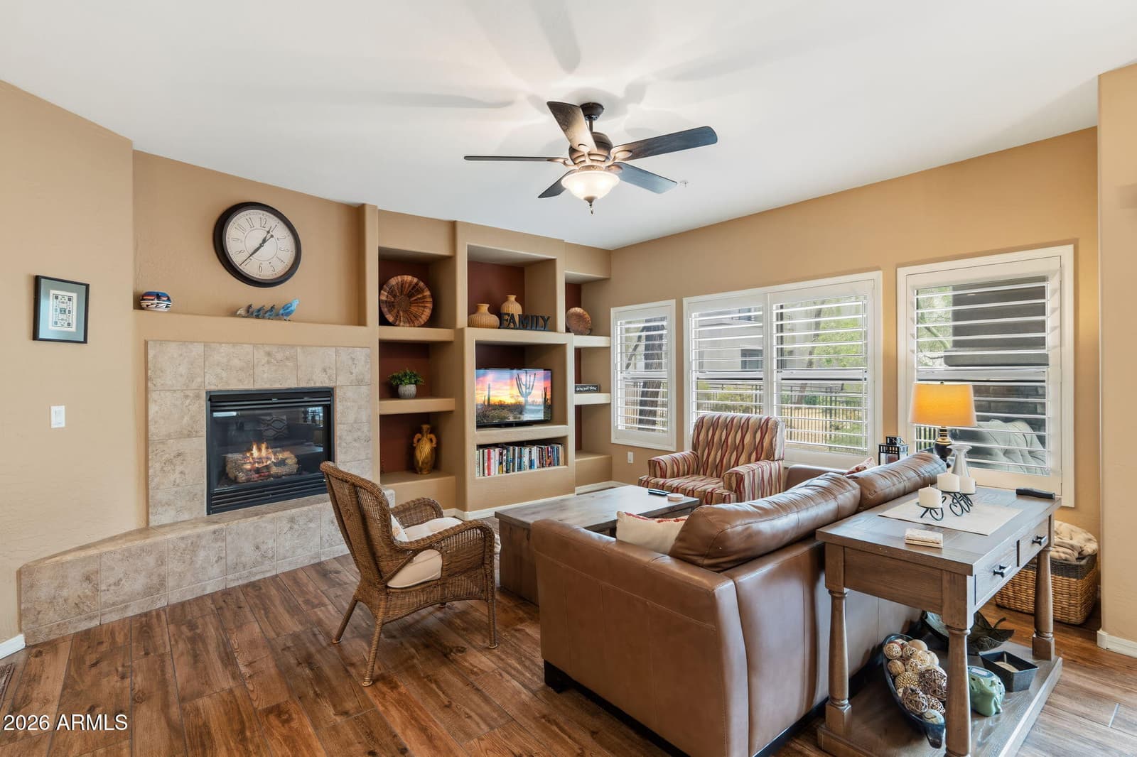 20121 N 76TH Street 1047, Scottsdale, AZ 85255 — photo 5 of 32