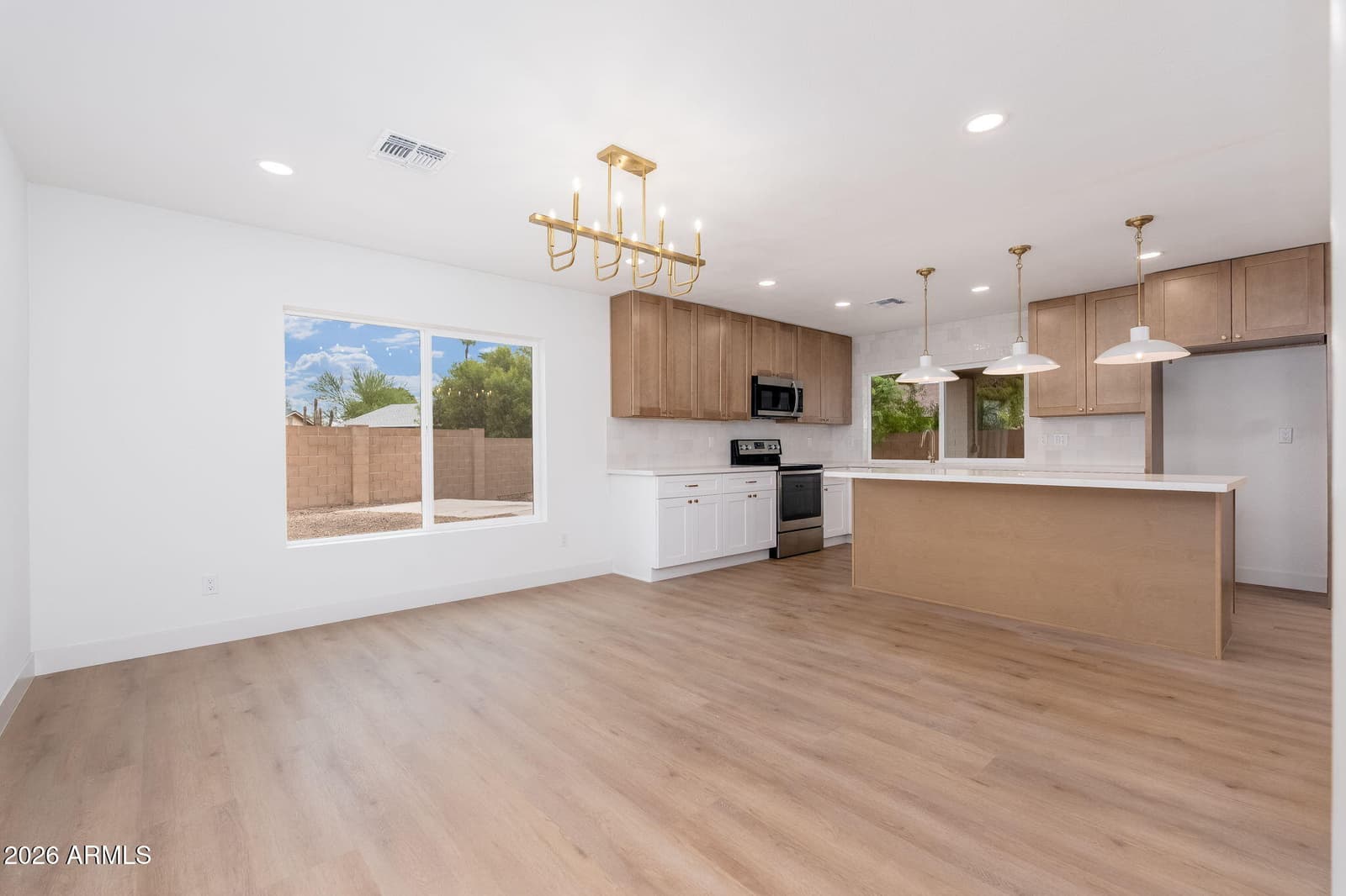 15015 N 23RD Avenue, Phoenix, AZ 85023 — photo 13 of 39