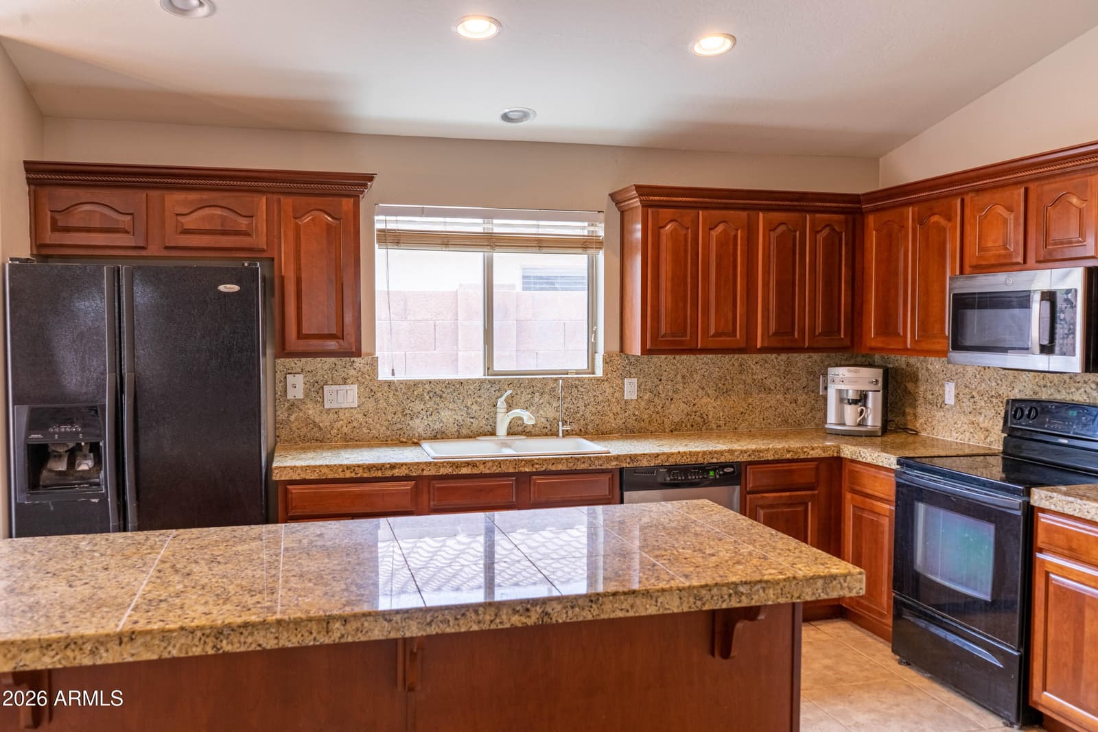 5925 S BANNING Street, Gilbert, AZ 85298 — photo 13 of 36