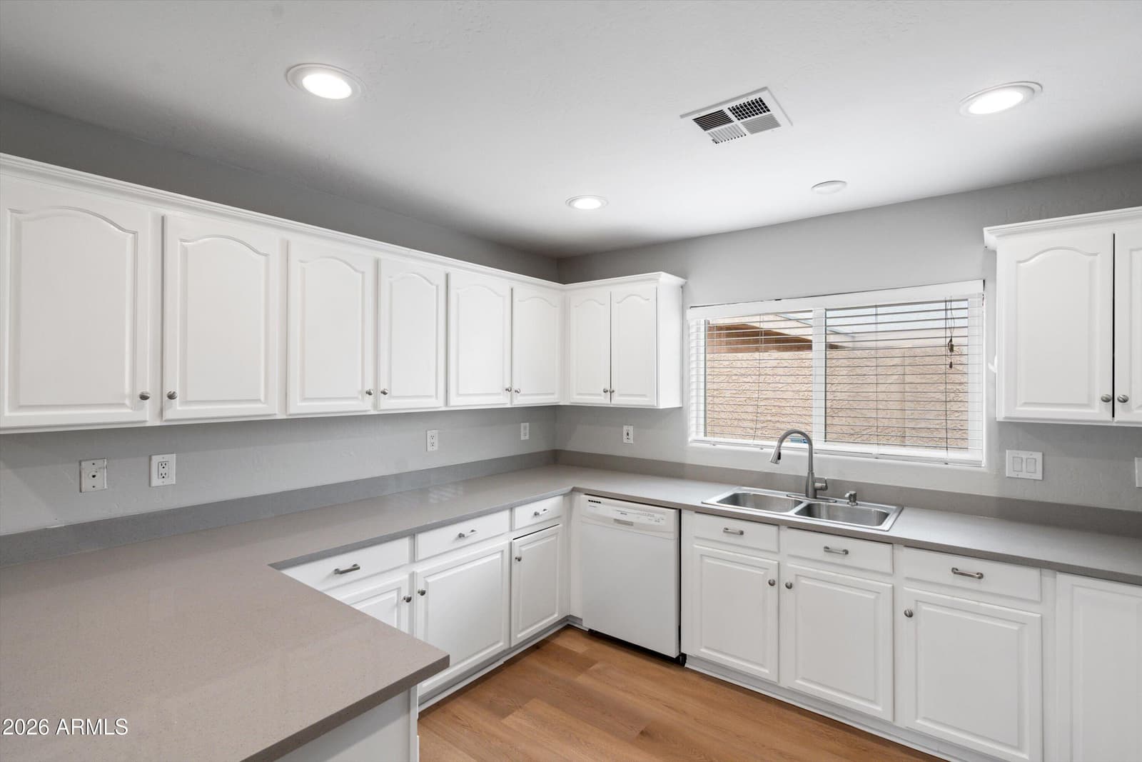 5220 N 21st Avenue, Phoenix, AZ 85015 — photo 15 of 43