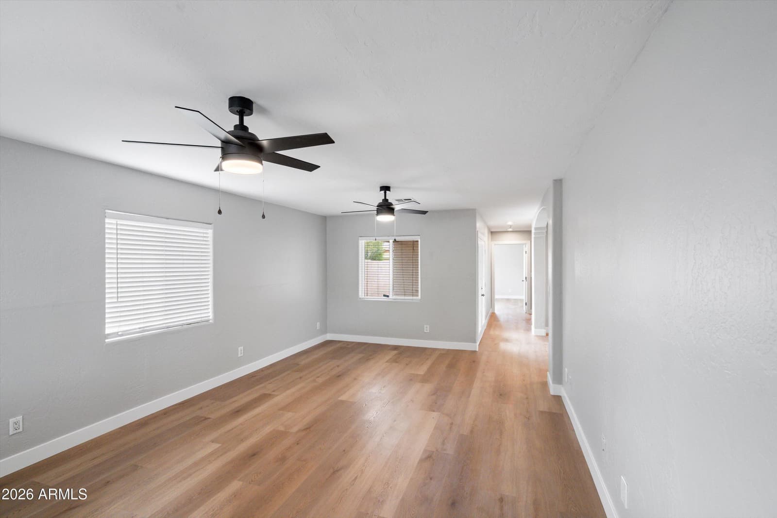 5220 N 21st Avenue, Phoenix, AZ 85015 — photo 4 of 43