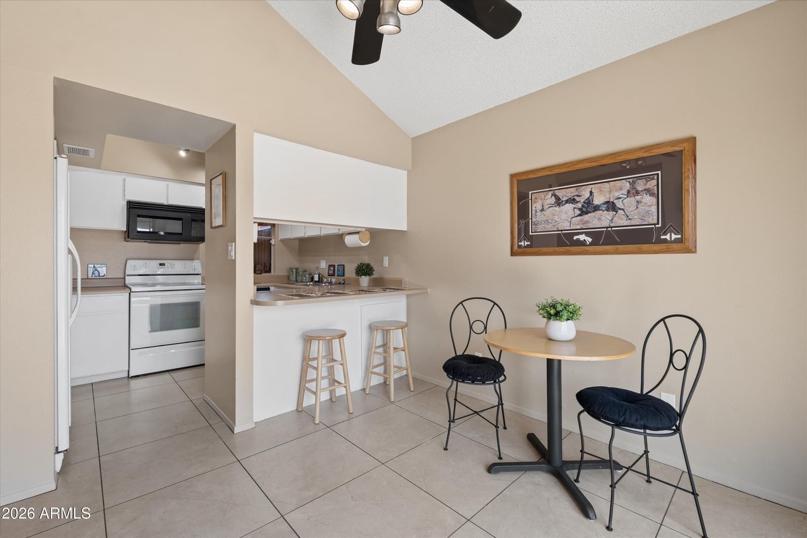 905 S Hacienda Drive, Tempe, AZ 85281 — photo 6 of 25