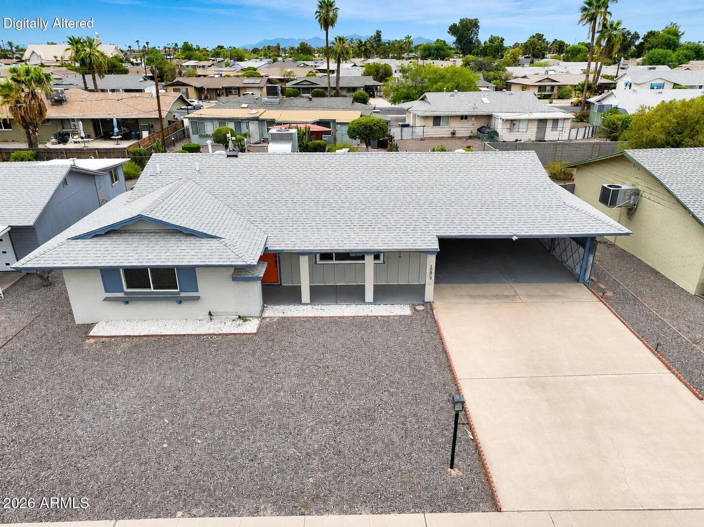 10819 W CANTERBURY Drive, Sun City, AZ 85351 — photo 4 of 28