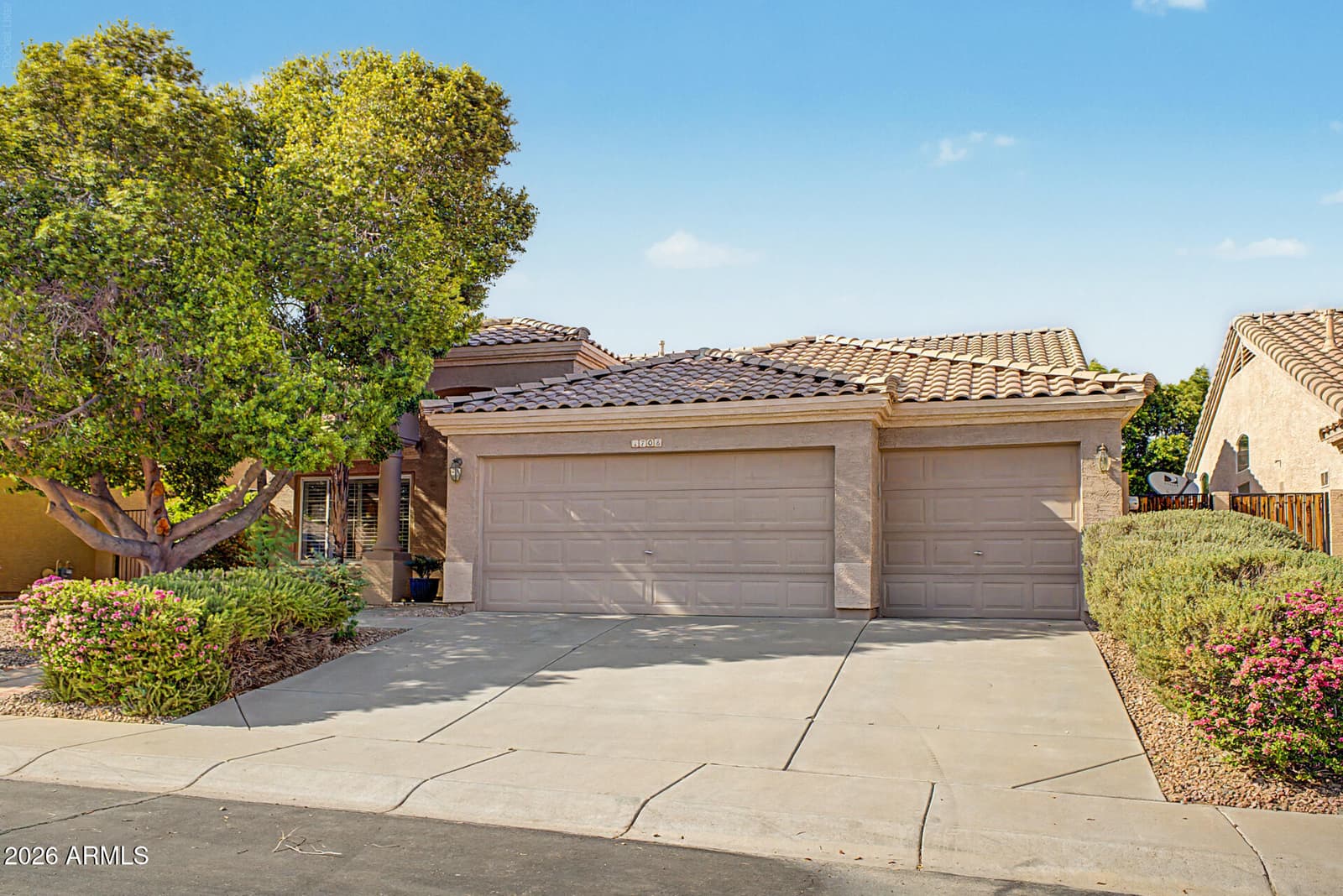 1708 W SOUTH FORK Drive, Phoenix, AZ 85045 — photo 2 of 37