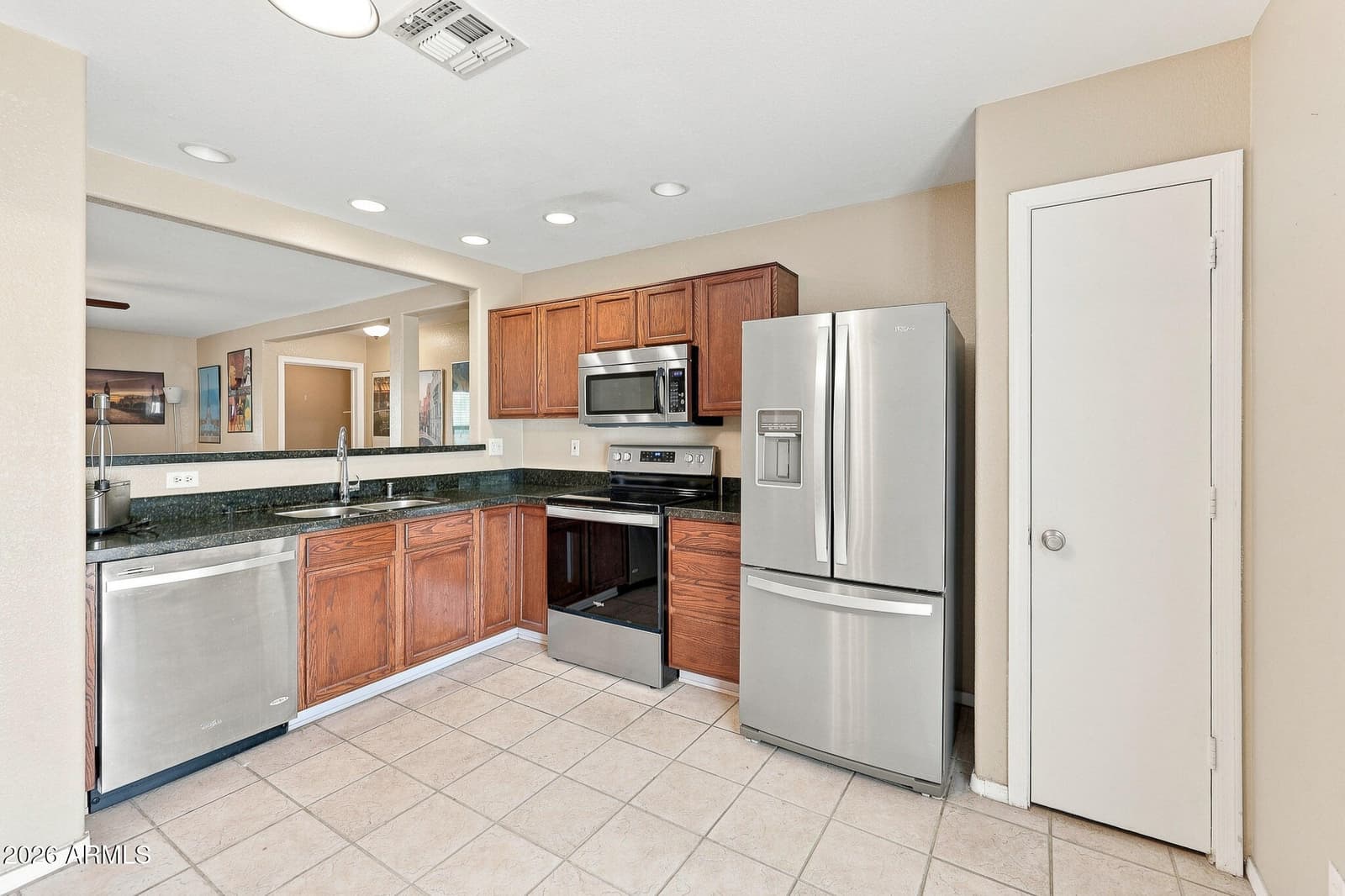 15548 W ACAPULCO Lane, Surprise, AZ 85379 — photo 10 of 20