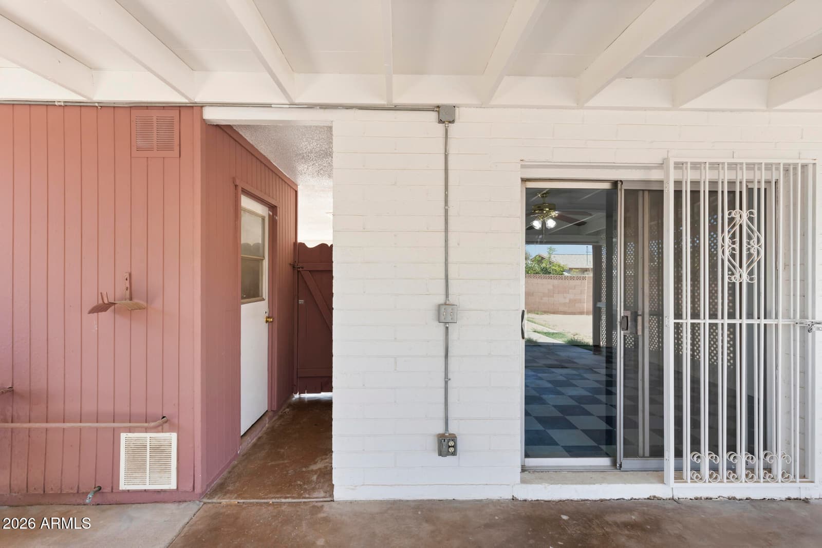 2242 E CHIPMAN Road, Phoenix, AZ 85040 — photo 16 of 25
