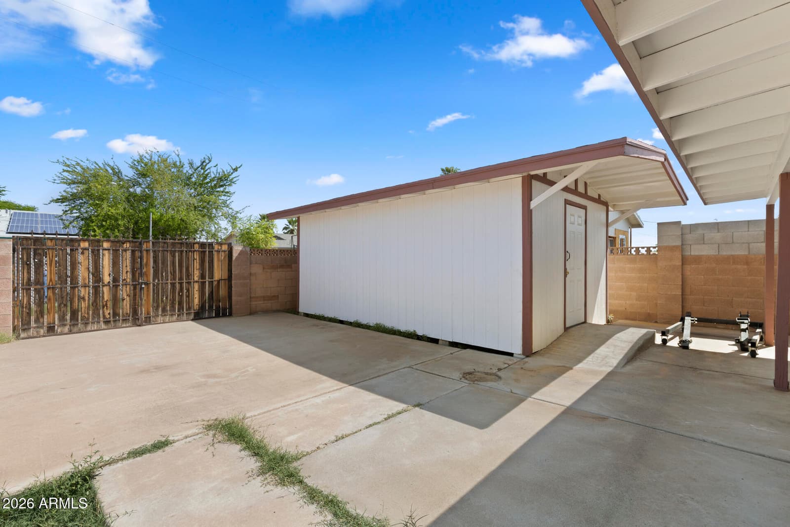 2242 E CHIPMAN Road, Phoenix, AZ 85040 — photo 20 of 25