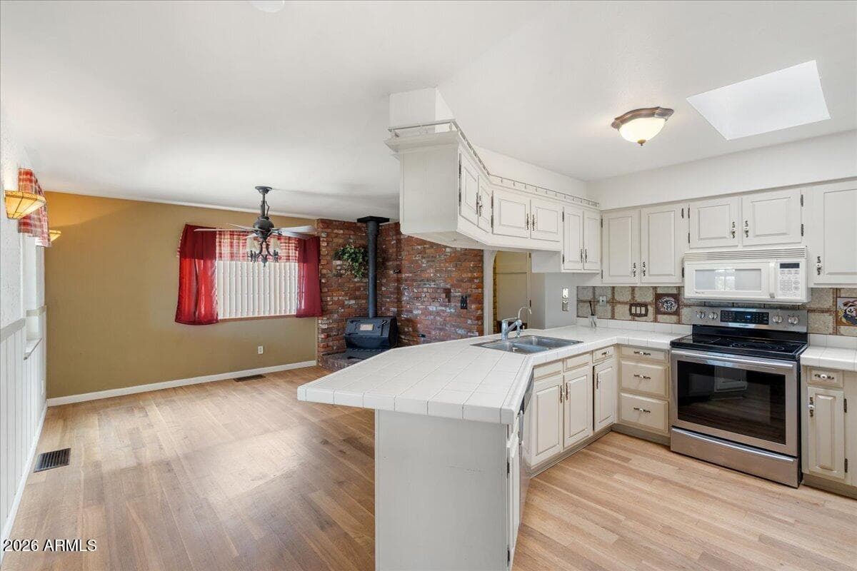 6860 N QUAIL VIEW Lane, Prescott, AZ 86305 — photo 11 of 36