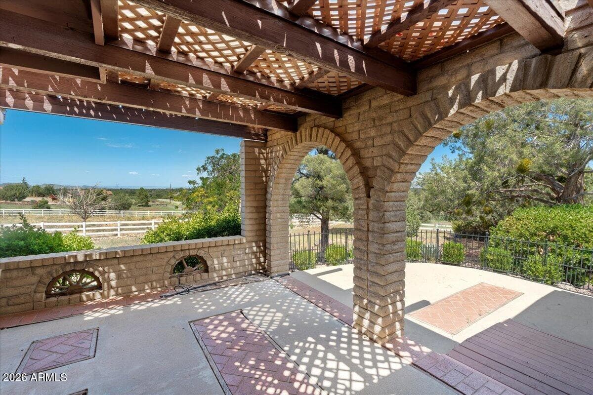 6860 N QUAIL VIEW Lane, Prescott, AZ 86305 — photo 6 of 36
