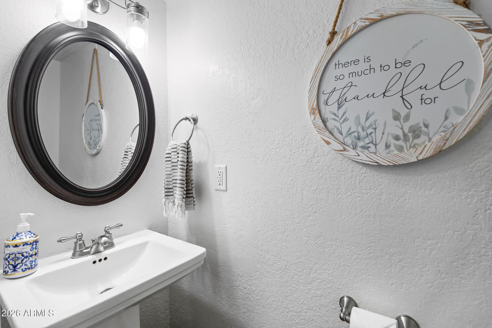 8746 E BELLEVIEW Street, Scottsdale, AZ 85257 — photo 18 of 33