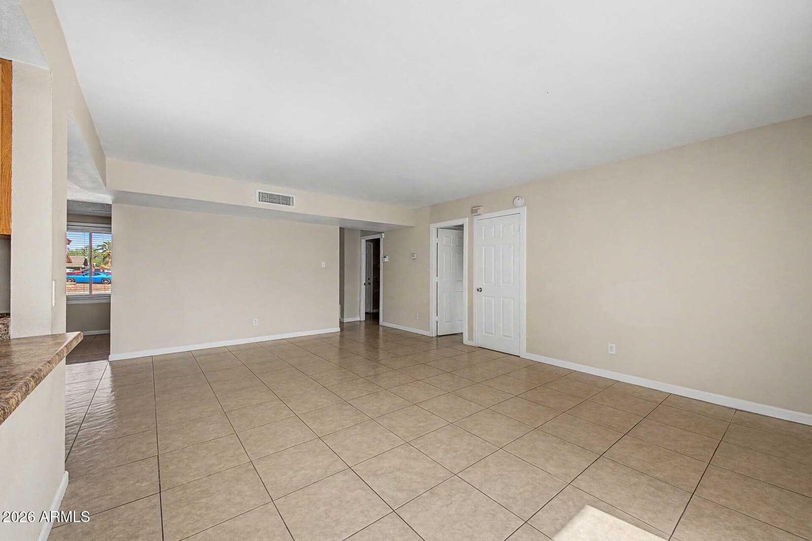 5220 N 68TH Avenue, Glendale, AZ 85303 — photo 12 of 42