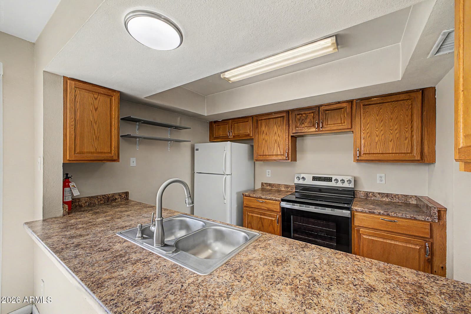 5220 N 68TH Avenue, Glendale, AZ 85303 — photo 18 of 42