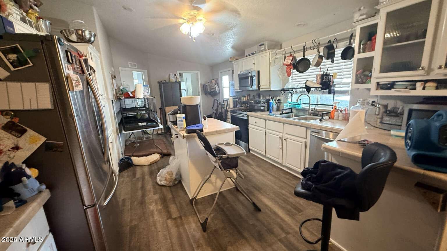 609 W ANDREA Circle, Miami, AZ 85539 — photo 20 of 31