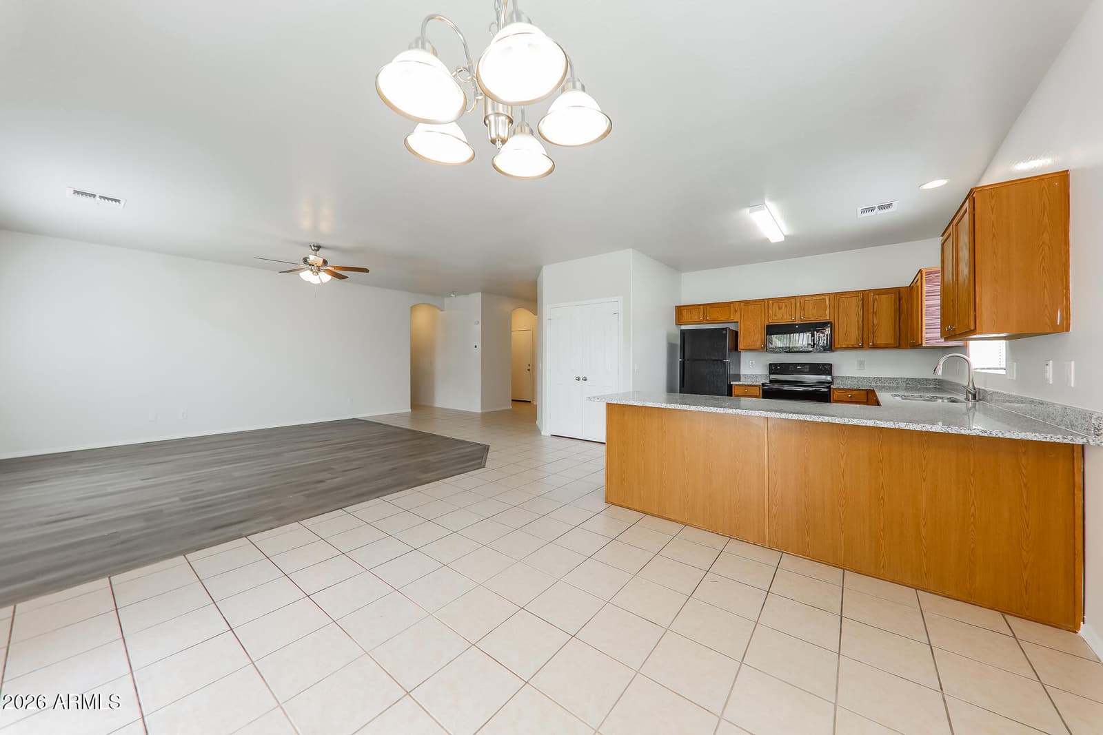 13289 N PRIMROSE Street, El Mirage, AZ 85335 — photo 11 of 26