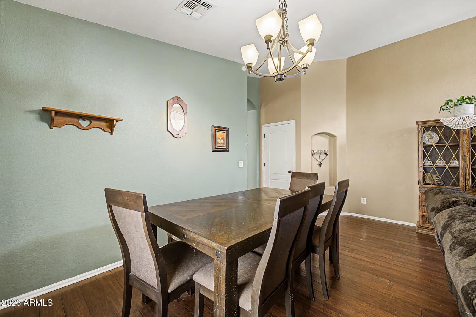 853 E MOUNTAIN VIEW Road, San Tan Valley, AZ 85143 — photo 11 of 38