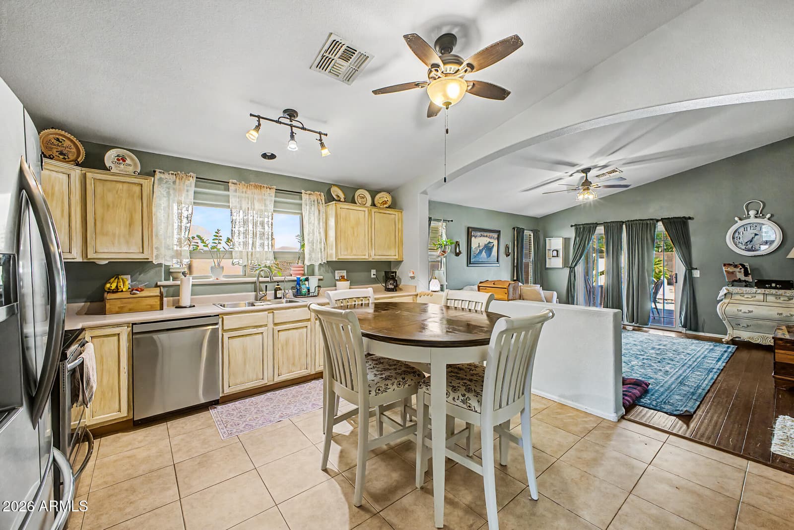 853 E MOUNTAIN VIEW Road, San Tan Valley, AZ 85143 — photo 16 of 38