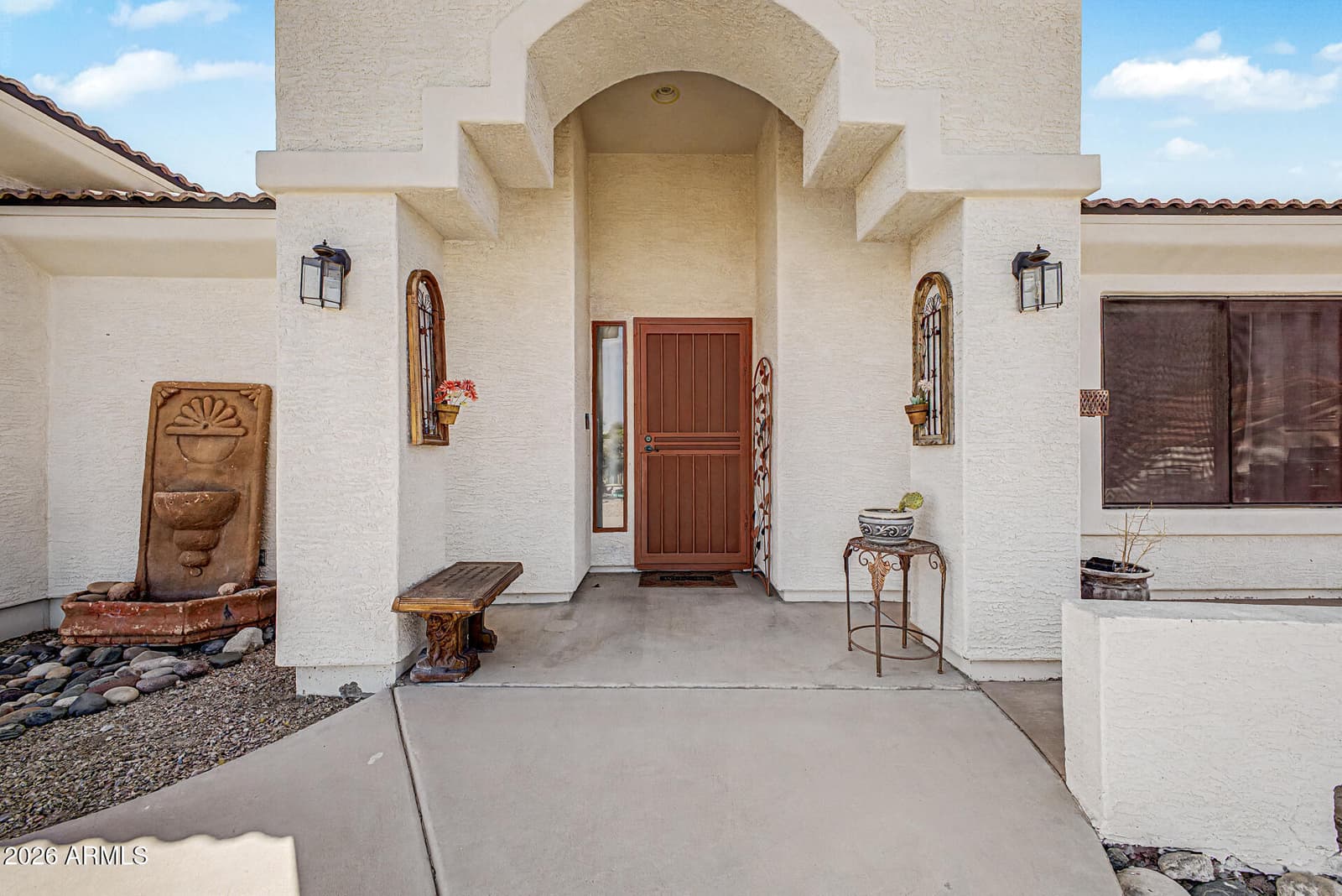 560 TOPEKA Drive, Wickenburg, AZ 85390 — photo 2 of 30