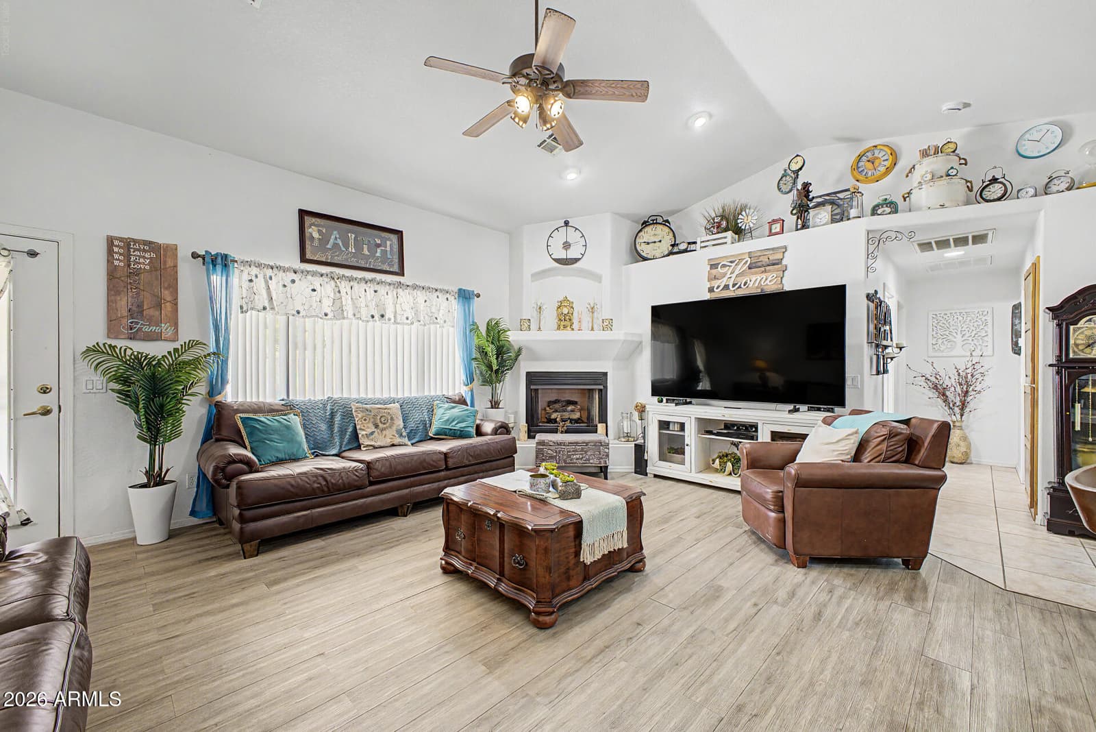 560 TOPEKA Drive, Wickenburg, AZ 85390 — photo 4 of 30