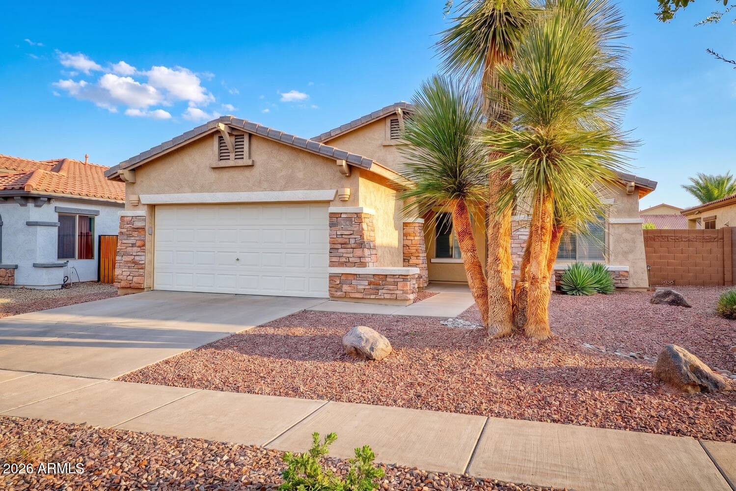 844 E INDIAN WELLS Place, Chandler, AZ 85249 — photo 2 of 25
