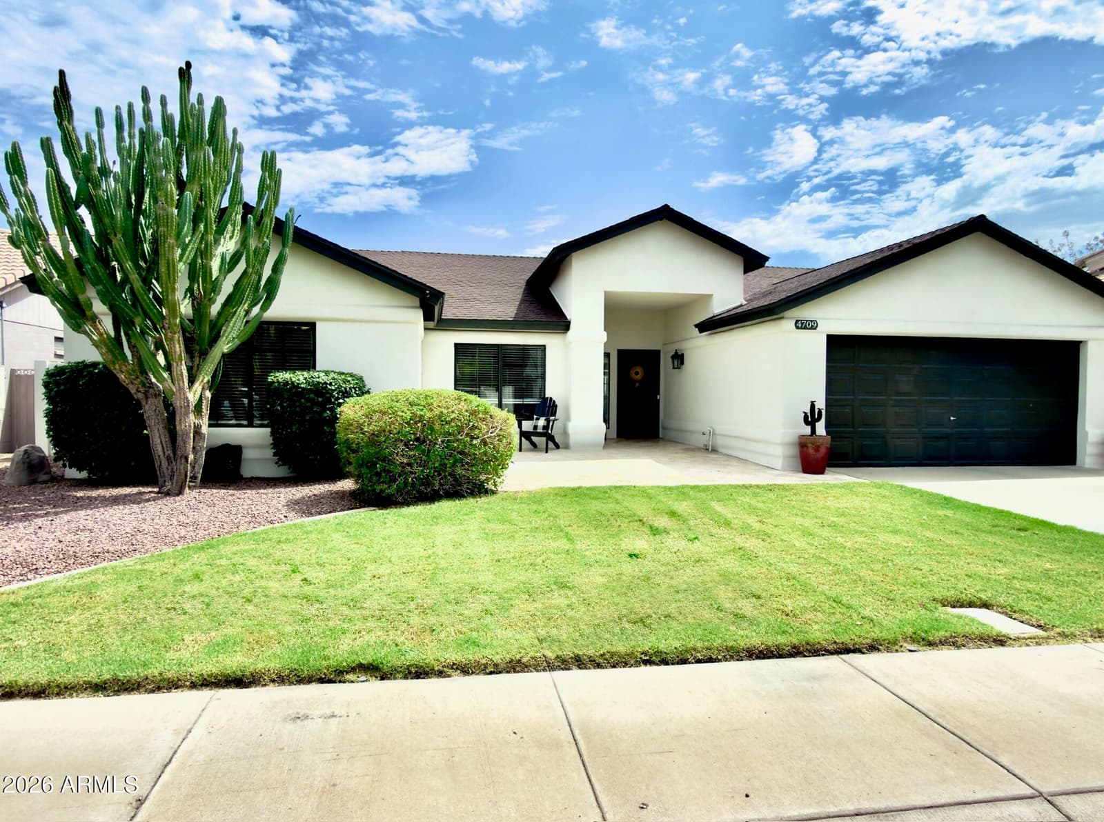 4709 W WHITTEN Street, Chandler, AZ 85226 — photo 1 of 68
