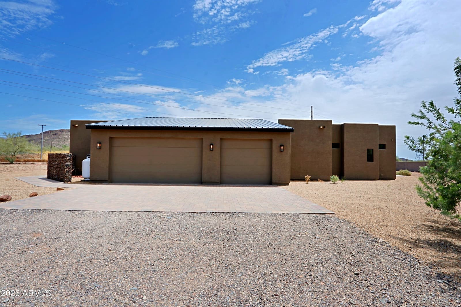 553 W CAVALRY Road, New River, AZ 85087 — photo 3 of 70