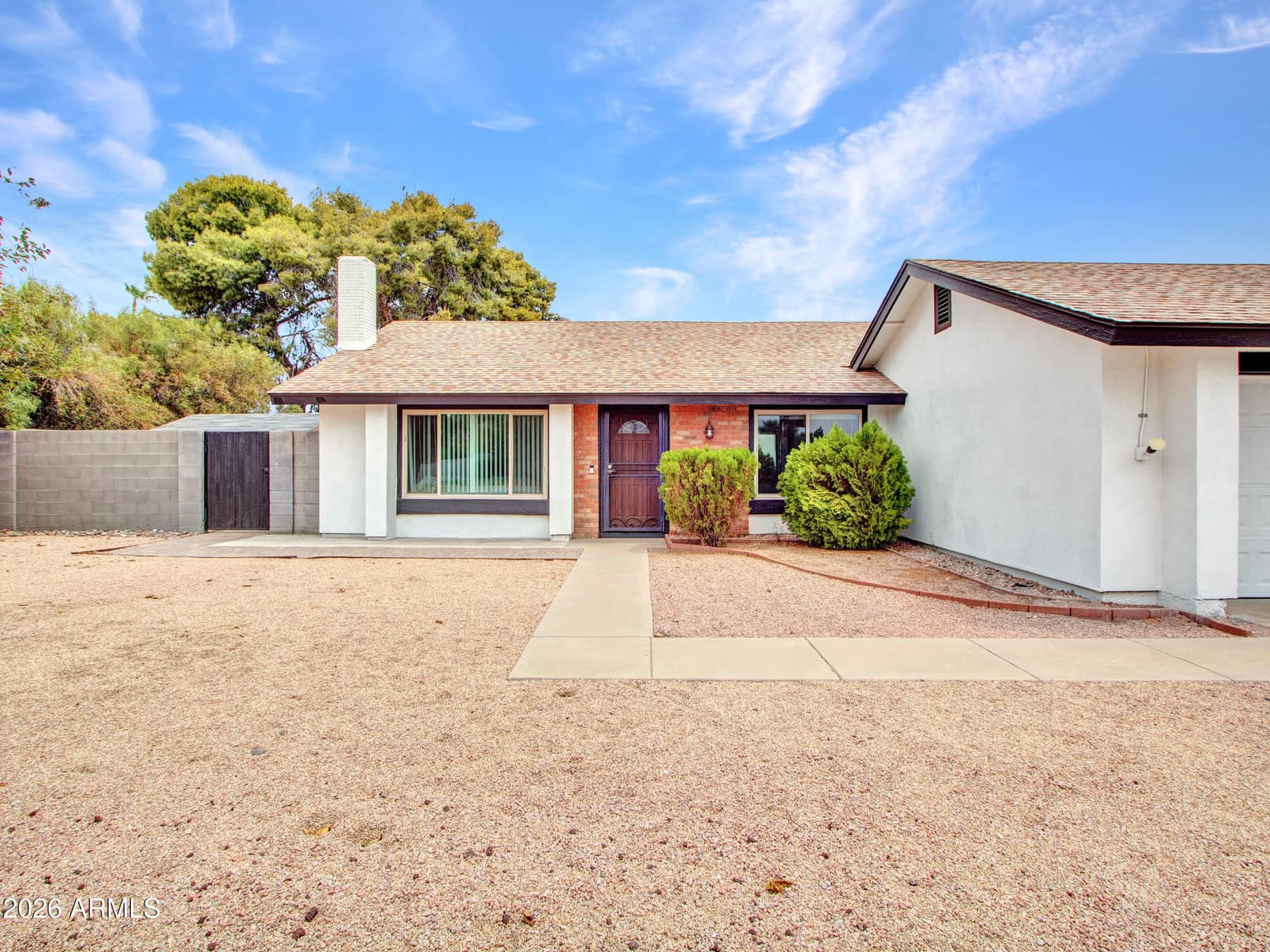 2324 W PORT AU PRINCE Lane, Phoenix, AZ 85023 — photo 4 of 52