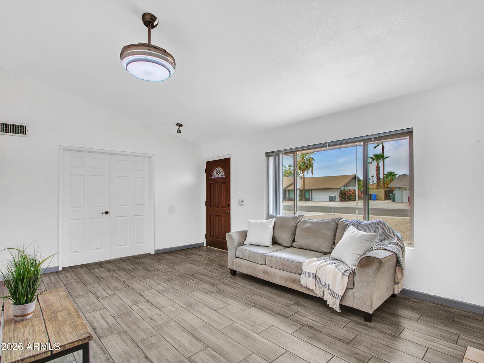 2324 W PORT AU PRINCE Lane, Phoenix, AZ 85023 — photo 9 of 52