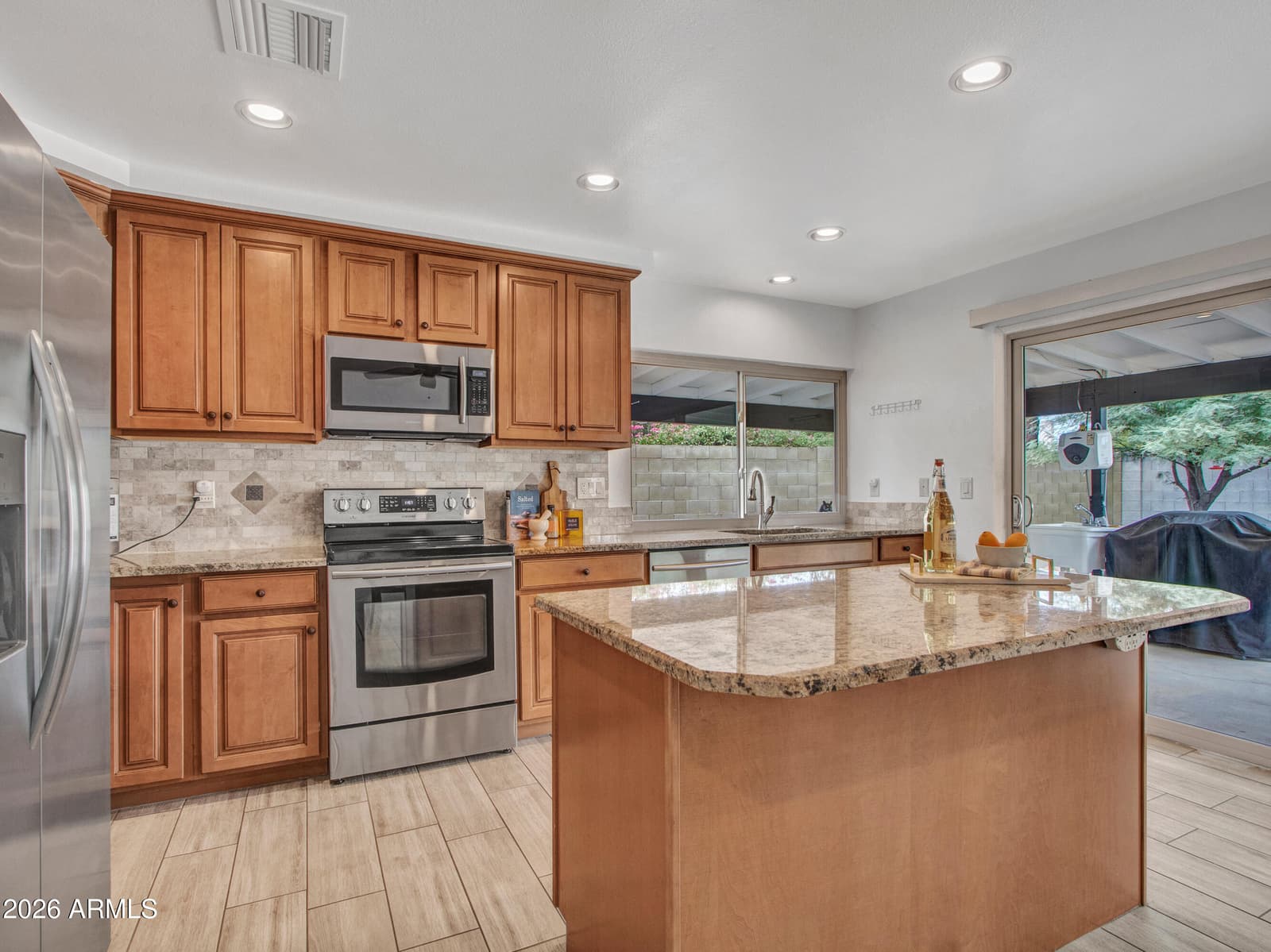 2324 W PORT AU PRINCE Lane, Phoenix, AZ 85023 — photo 20 of 52