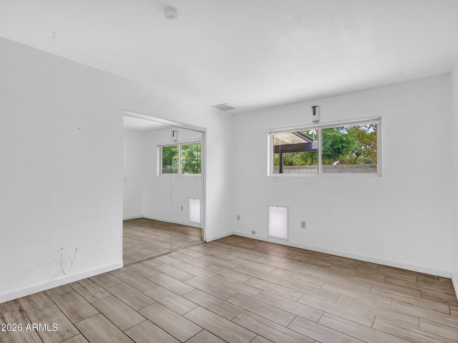 2324 W PORT AU PRINCE Lane, Phoenix, AZ 85023 — photo 29 of 52