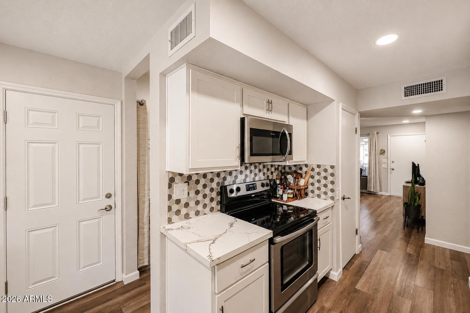 18621 N 104th Drive, Sun City, AZ 85373 — photo 13 of 33